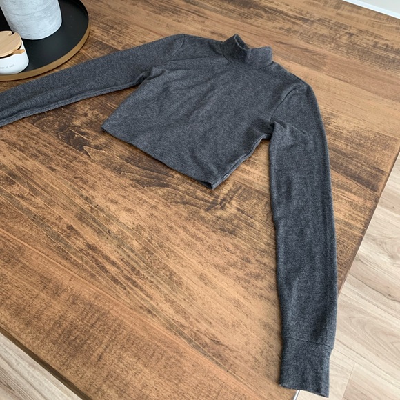 TNA Long Sleeve Cropped Shirt - Picture 3 of 6